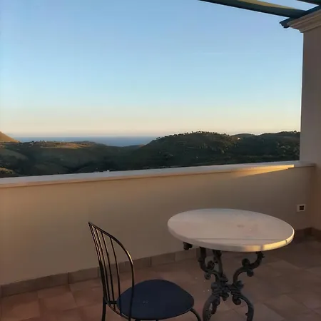 Collina Degli Ulivi 4* Itri