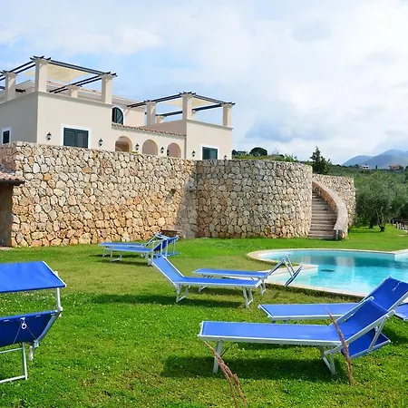 Collina Degli Ulivi Bed & Breakfast